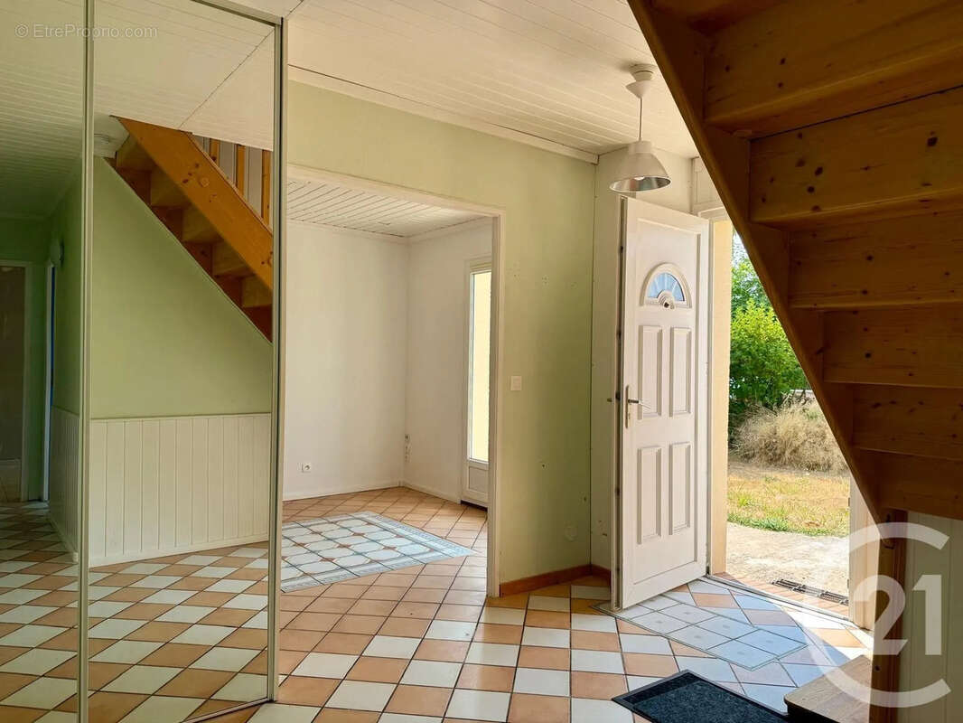 Maison 129 m² à Marcilly-Sur-Eure  - photo 2