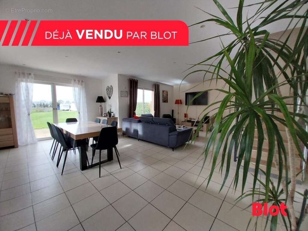 Maison à GRAND-FOUGERAY