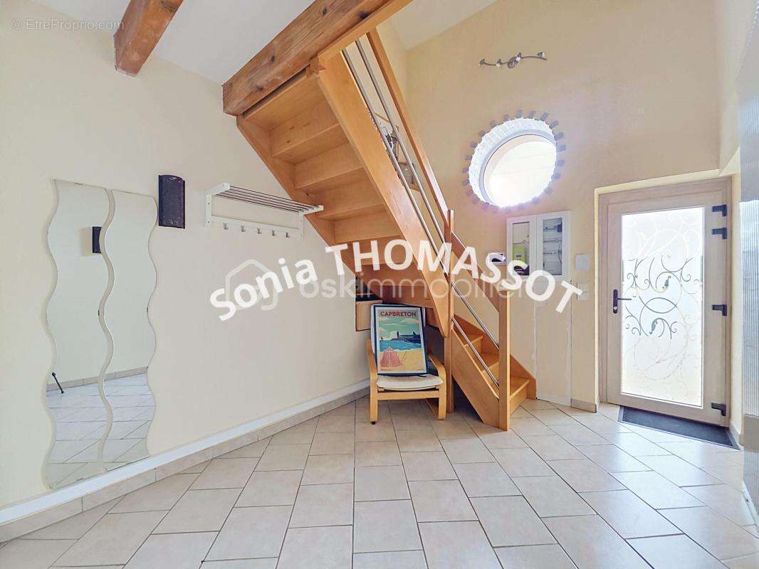 Thomassot Sonia - photo 16