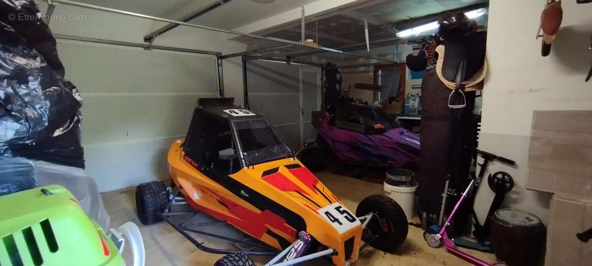 Maison à NEUREY-LES-LA-DEMIE