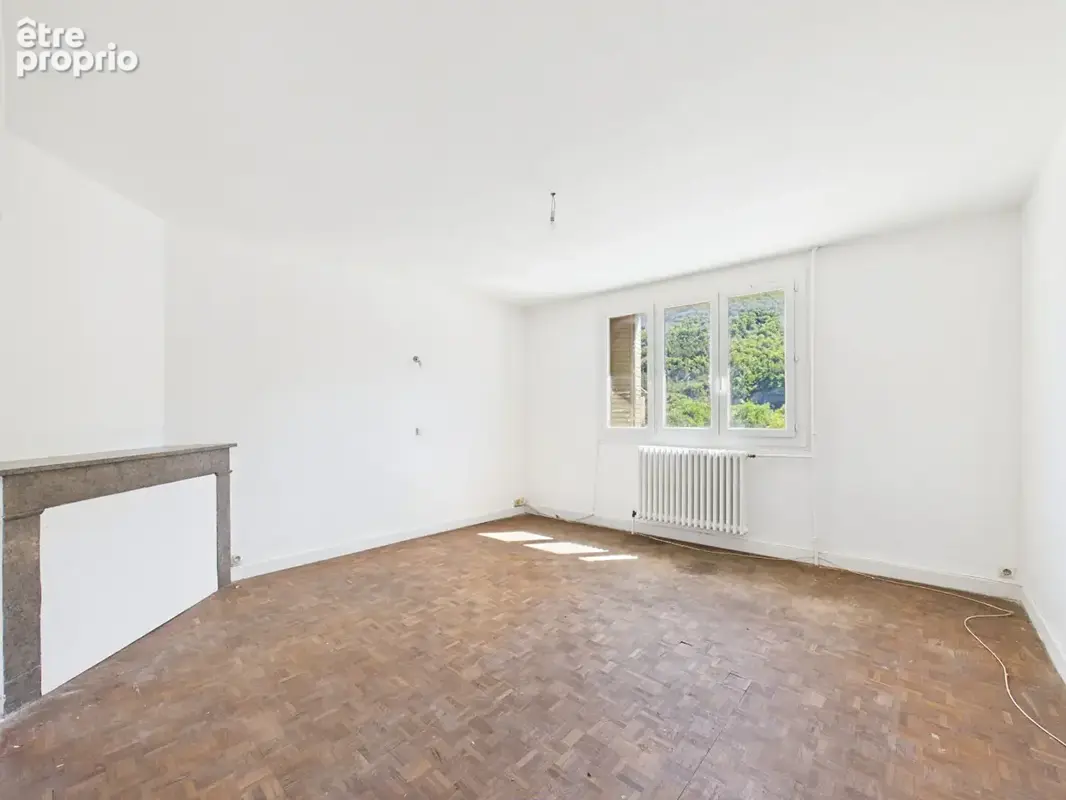 Immeuble de rapport Saint Julien en Saint Alban avec jardins et garage - photo 12