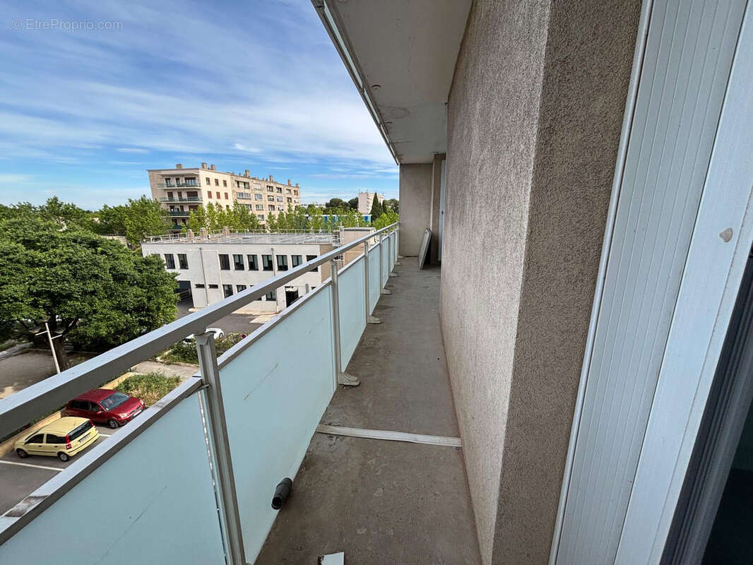 Appartement à PORT-DE-BOUC