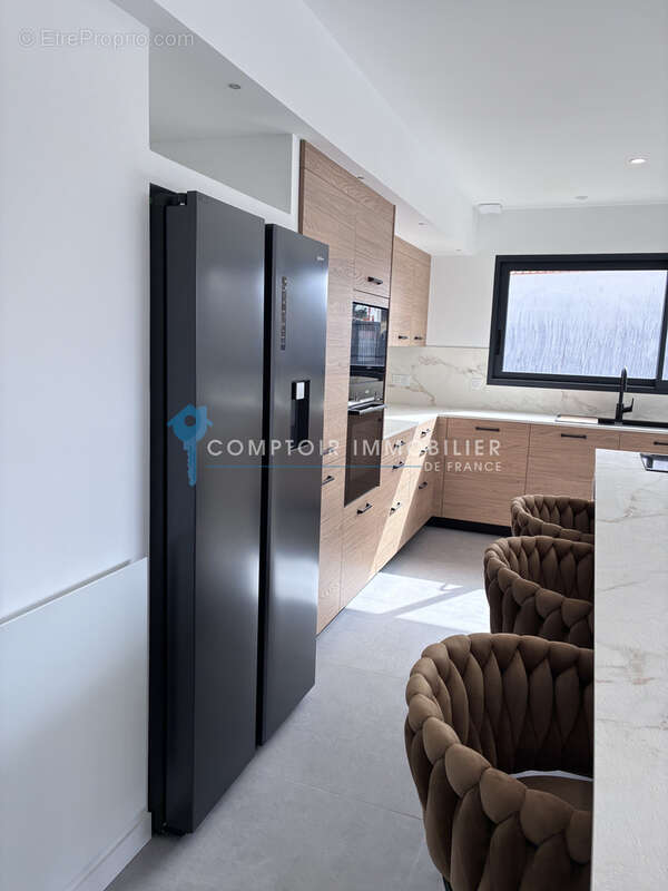 Maison à BUZET-SUR-TARN