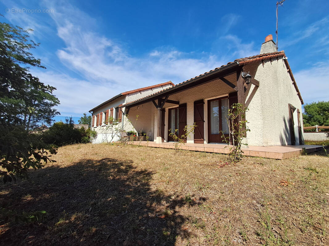 Maison à JAUNAY-CLAN