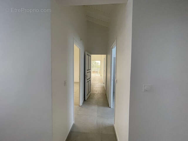 Maison à LES ABYMES