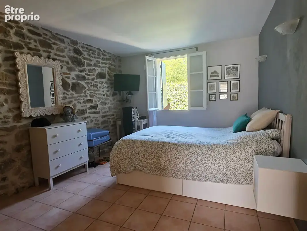 Mas en pierres avec terrain de 2000 m² et piscine - photo 7