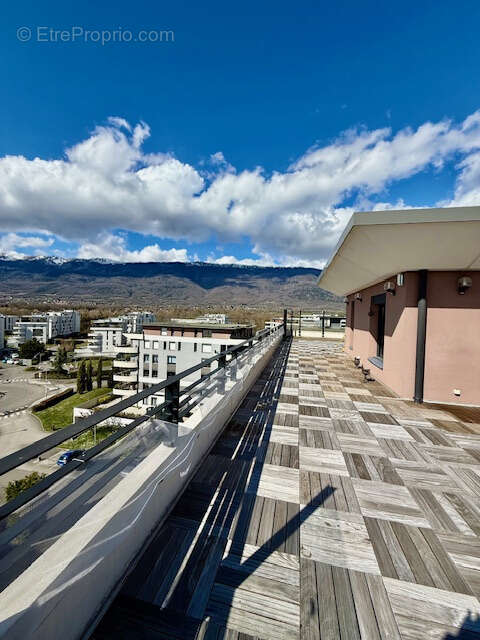 Appartement à SAINT-GENIS-POUILLY
