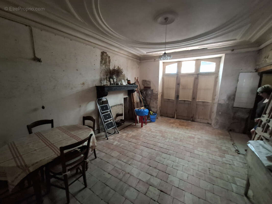 Maison à BUSSIERE-POITEVINE