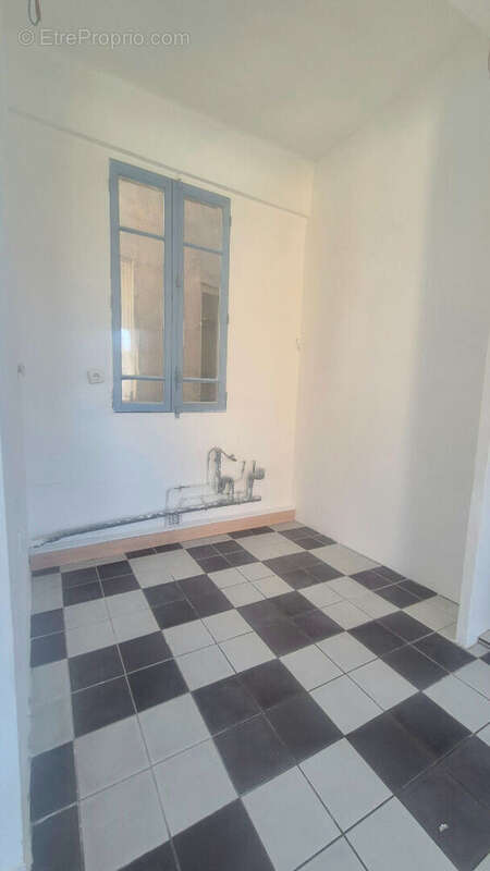 Appartement Toulon 1 pièce(s) 28.4 m2 - photo 4