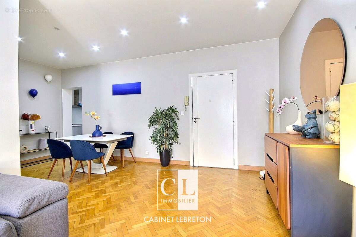 Appartement à MARSEILLE-8E