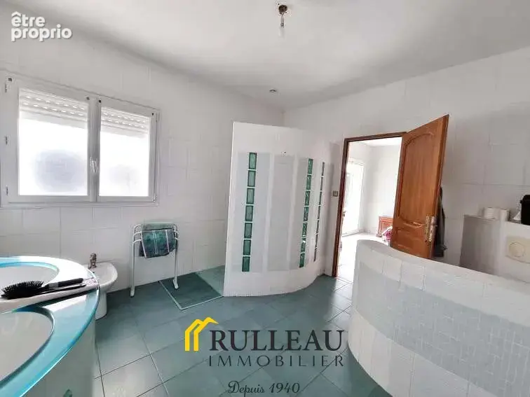 15 km de bordeaux- villa familiale de 227 m2 sur beau terrain de 3244 m2 avec terrain constructible - photo 13