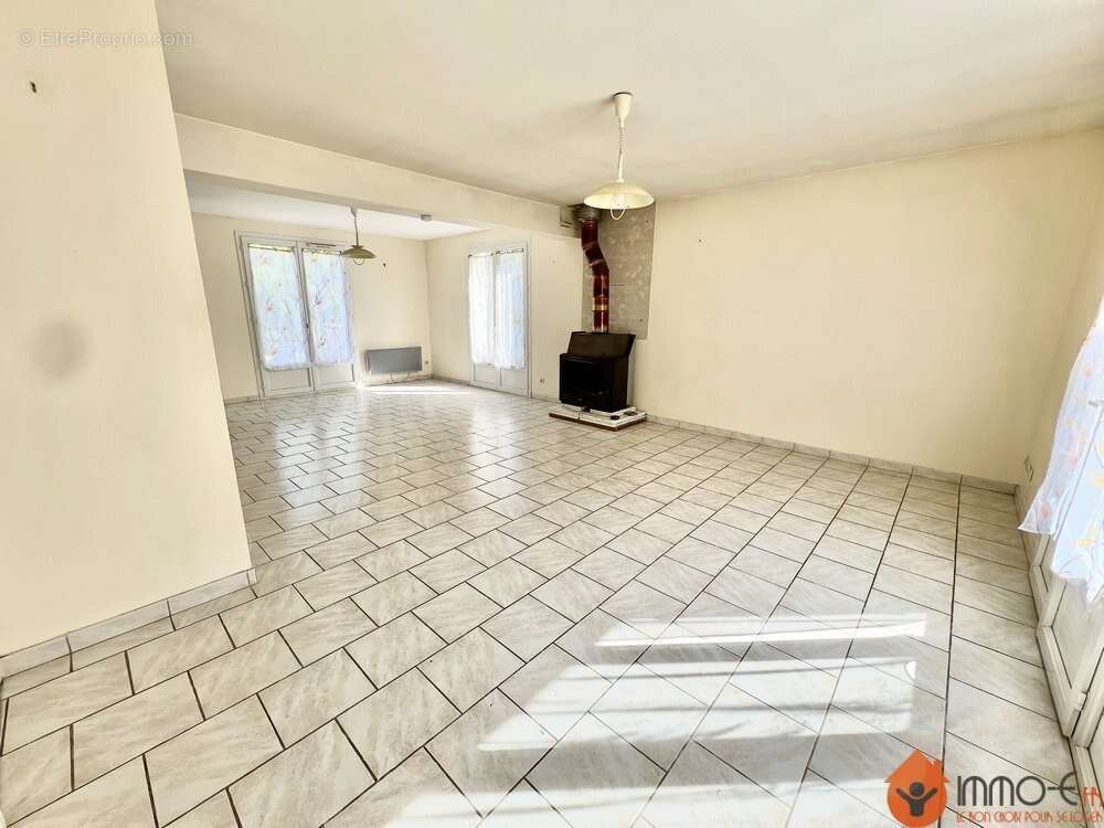 Maison 147 m² à Esbly  - photo 5