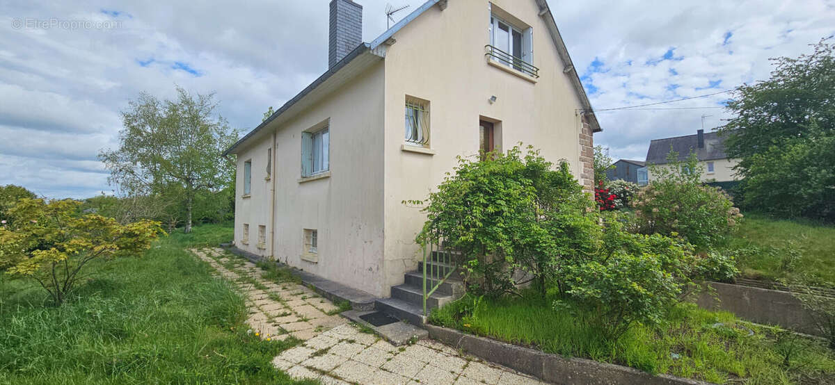 Maison à PLOUIGNEAU