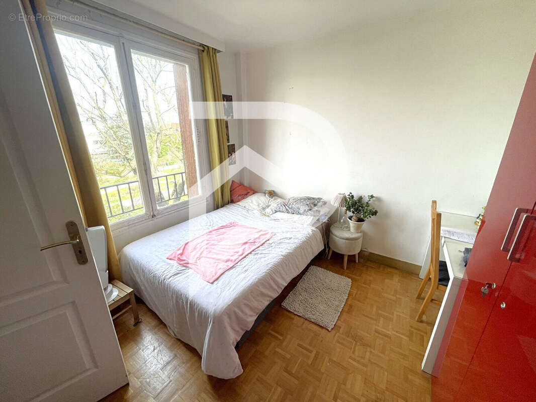 Appartement à ENGHIEN-LES-BAINS