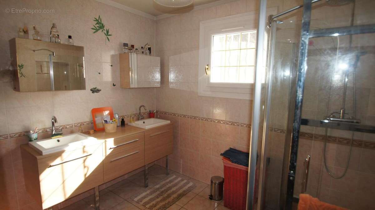 Photo 5 - Maison à SIGNES