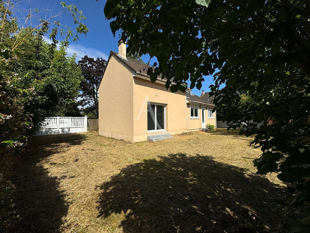 Maison à CONFLANS-SAINTE-HONORINE