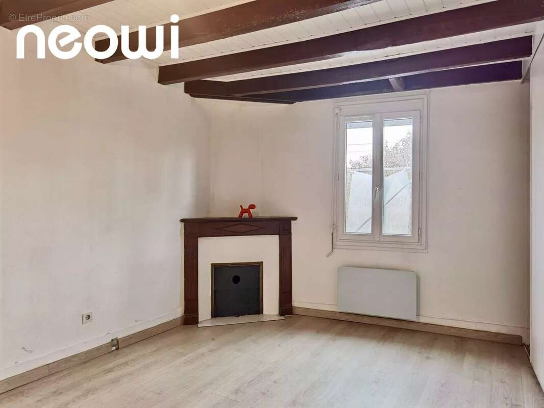 Maison à BAGNAC-SUR-CELE