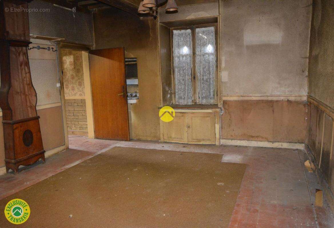 Maison à FOURCHAMBAULT