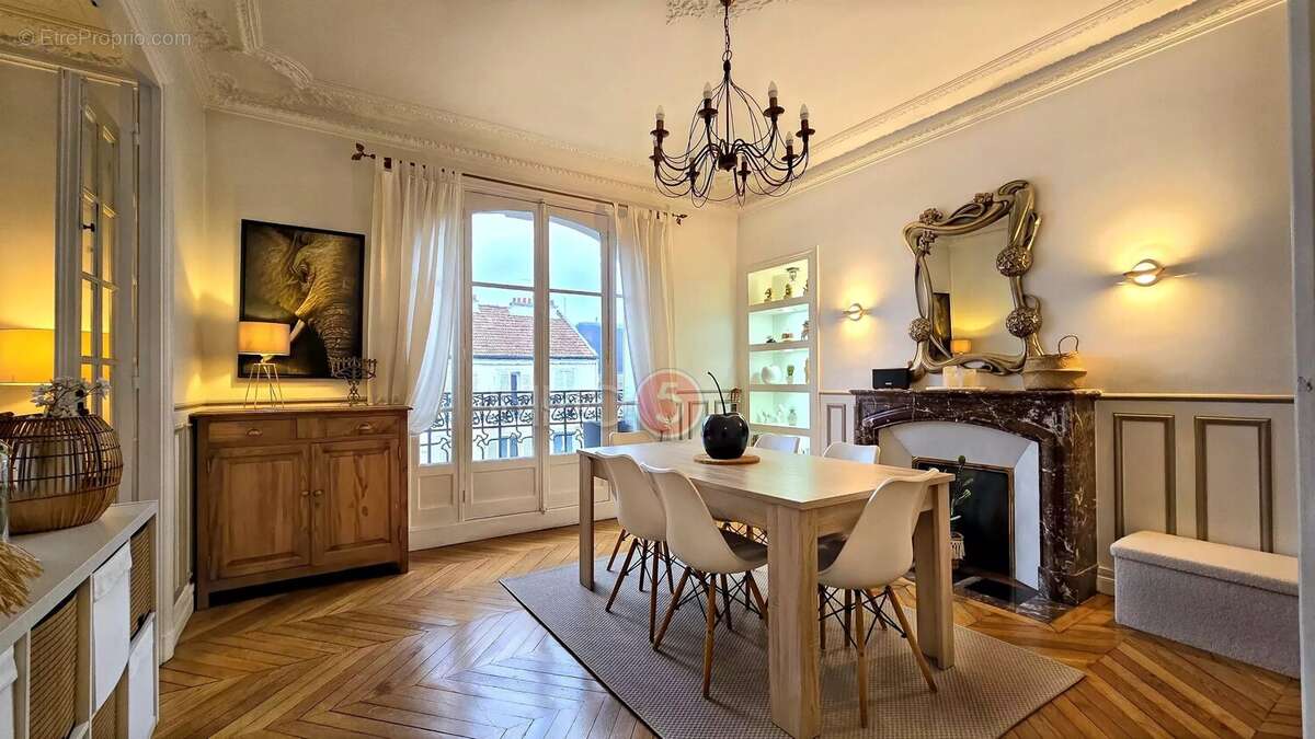 Appartement à LE RAINCY