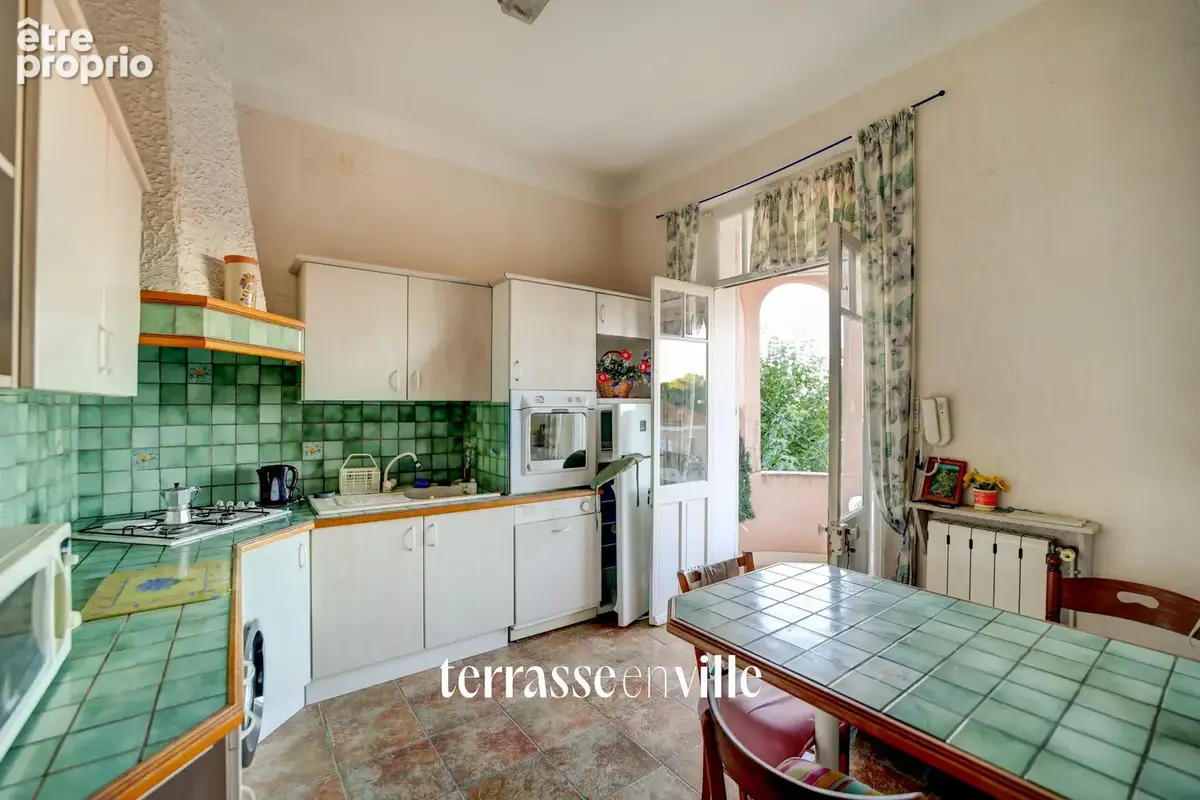 La ciotat - quartier hôpital - appartement 71,5 m2 - terrasse - parkings - vue mer - jardin 267m2 - proche pla - photo 5