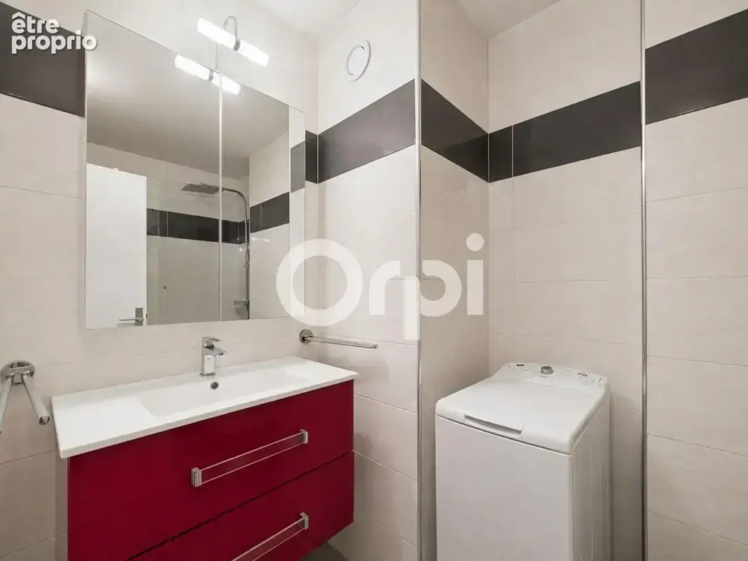 Studio - residence standing - parking -  cave- piscine - photo 5