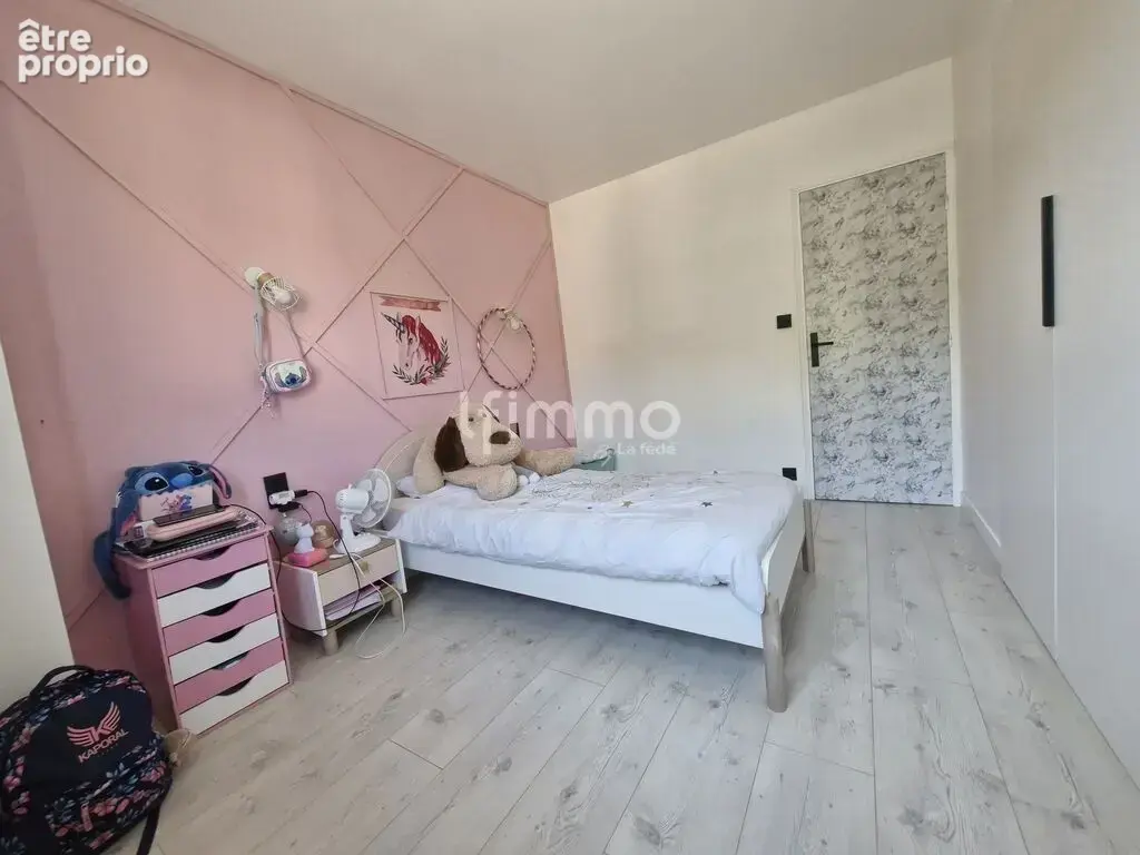 Maison familiale 98m² avec piscine et grands garages – Montazels - photo 7