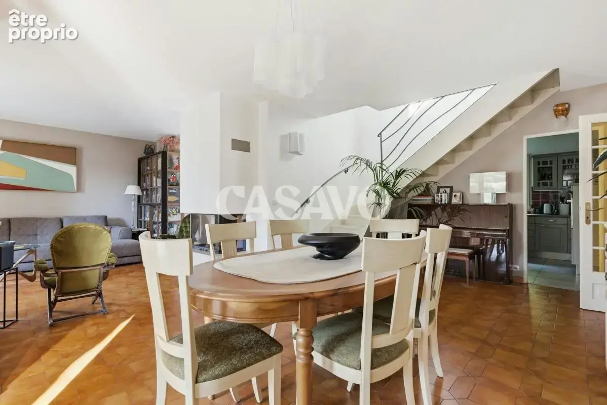 Vente Maison 5 pièces de 125m² - 13540 Aix-en-Provence - photo 5