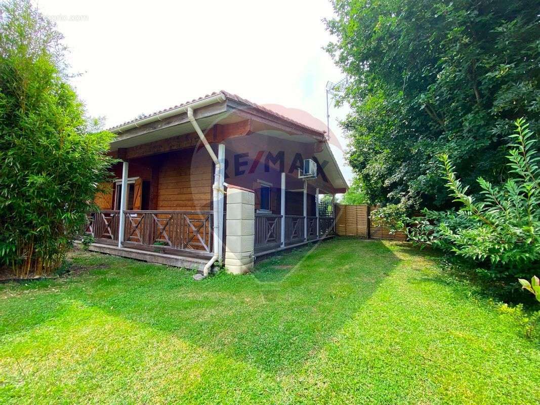 Maison à LA GRIPPERIE-SAINT-SYMPHORIEN