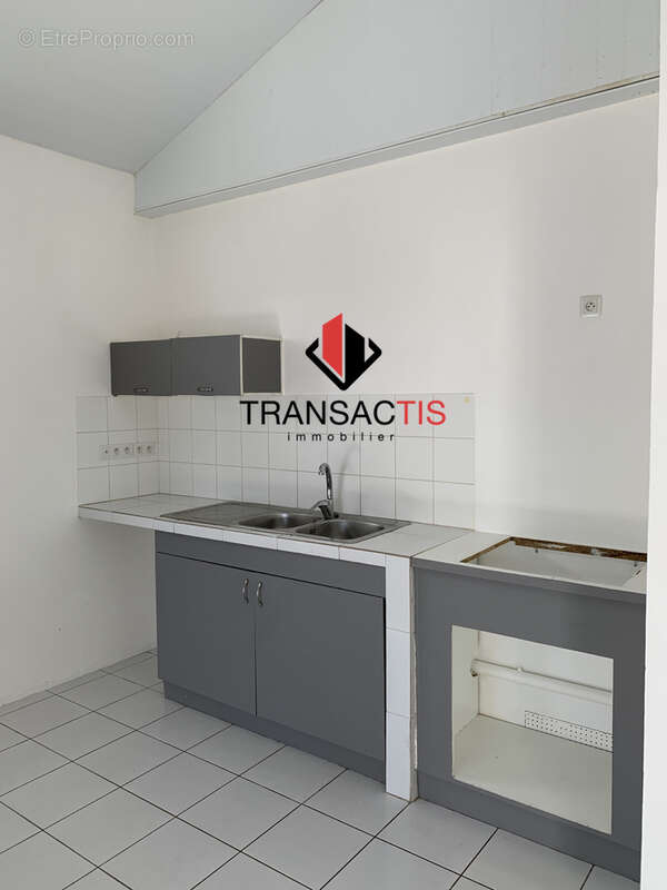 Immeuble de quatre appartements à Cayenne - photo 5