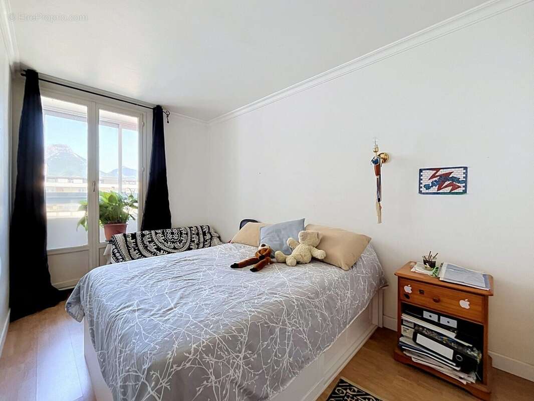 Appartement 72 m² à Grenoble  - photo 9