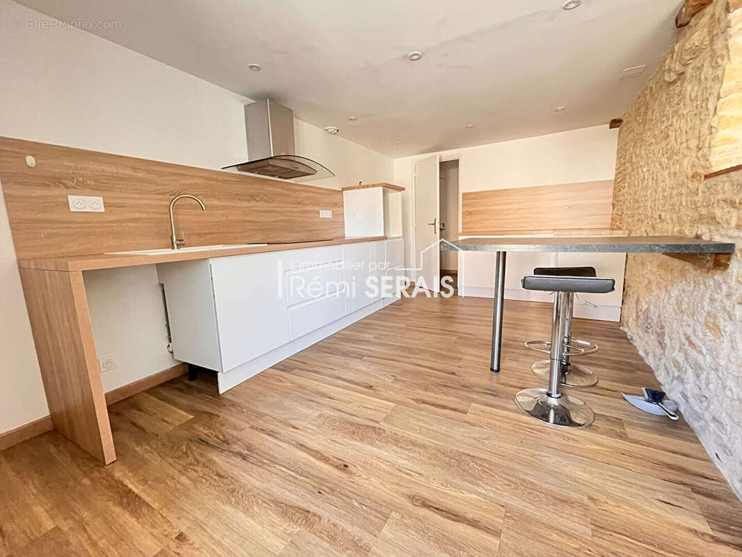 Maison en pierre à vendre - L'immobilier par Rémi Serais - photo 5