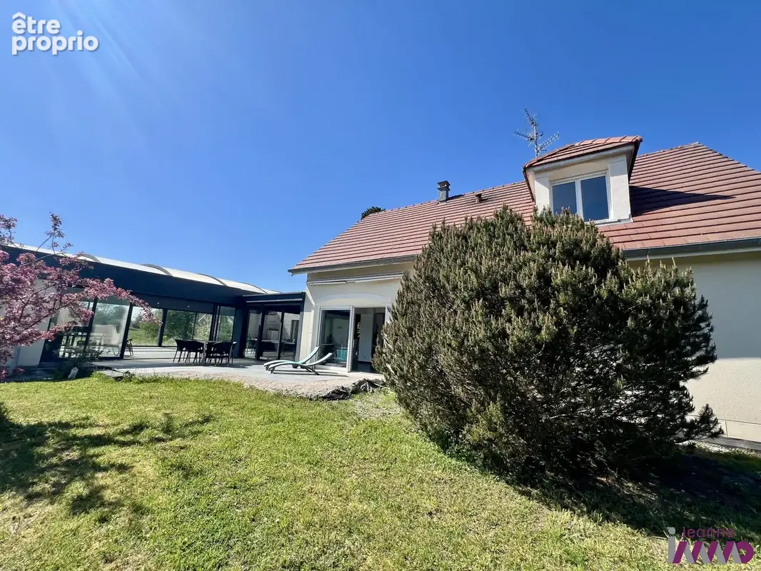 Maison 240 m² à Evette-Salbert  - photo 2