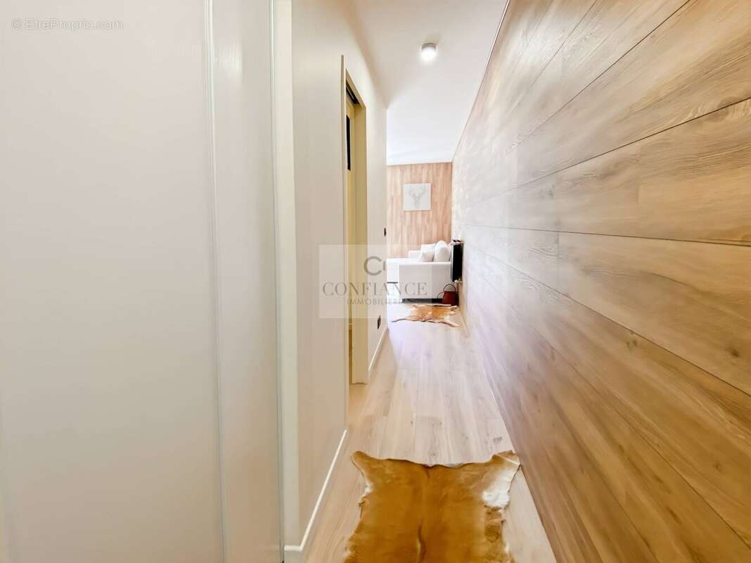 Appartement à SAINT-ETIENNE-DE-TINEE