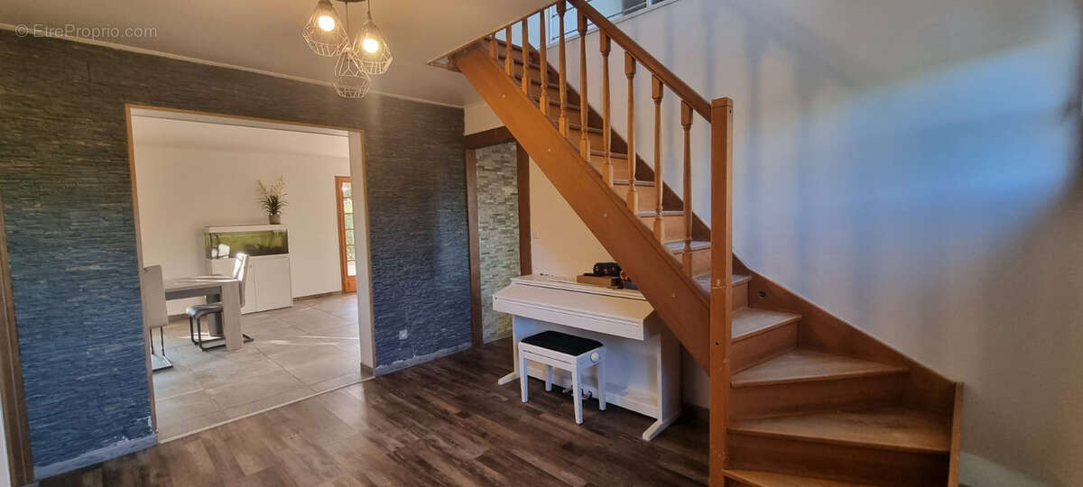 Maison à LONGUEVILLE