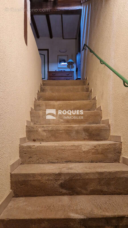 Au pied du Larzac méridional, dans superbe village, maison de village en pierre rénovée 69 m2 habitables, cave - photo 22