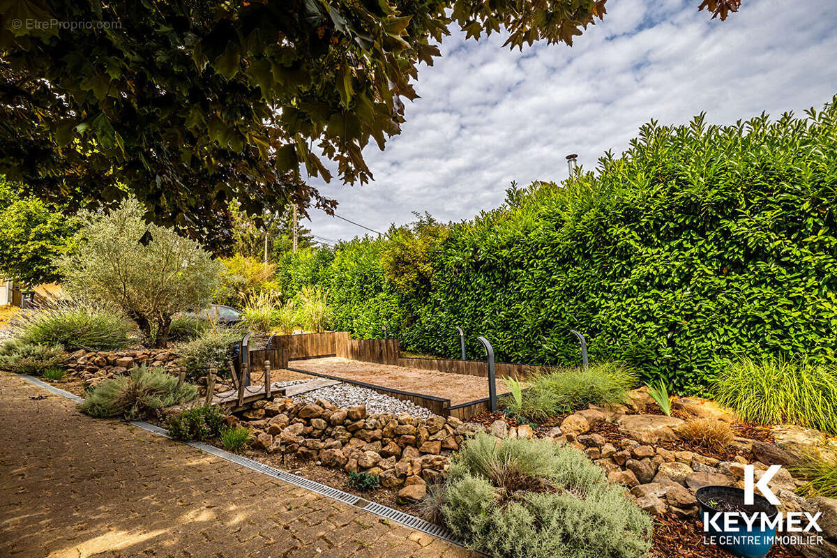 Maison 5 pièces - Sous-sol total - Grand terrain - Ecole - photo 8