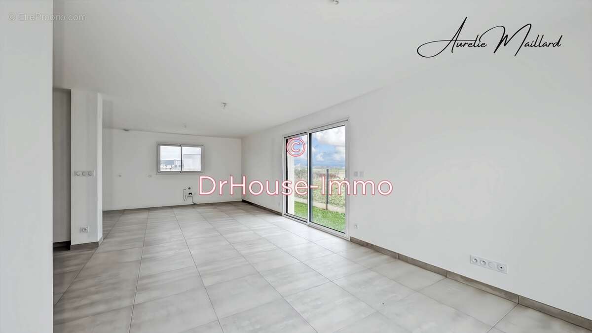 Maison à BRETTEVILLE-SUR-LAIZE