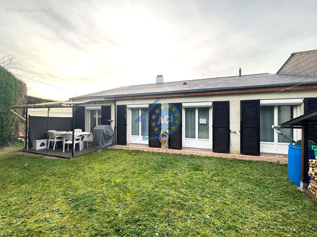 Maison à MANTES-LA-VILLE