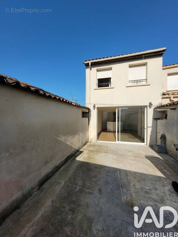 Photo 1 - Maison à COGNAC