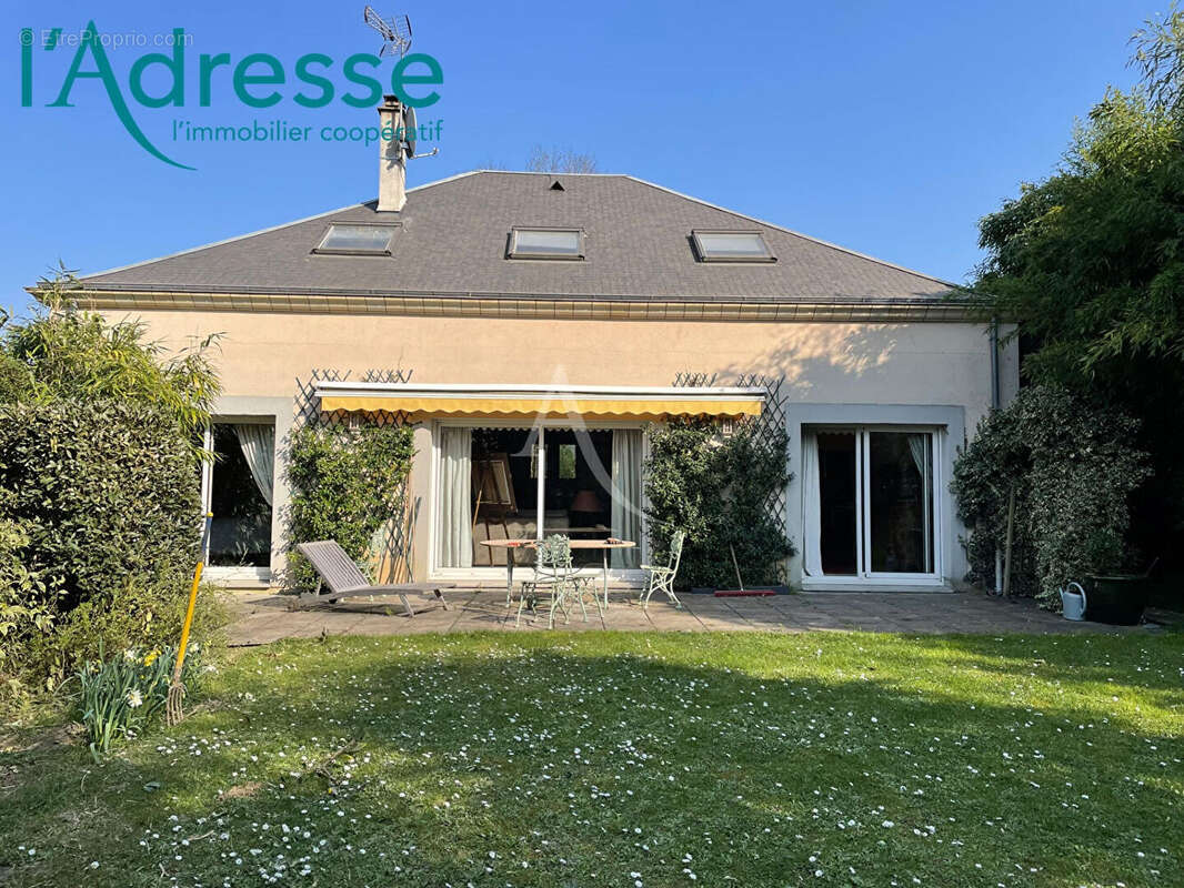 Maison à NOISY-LE-GRAND