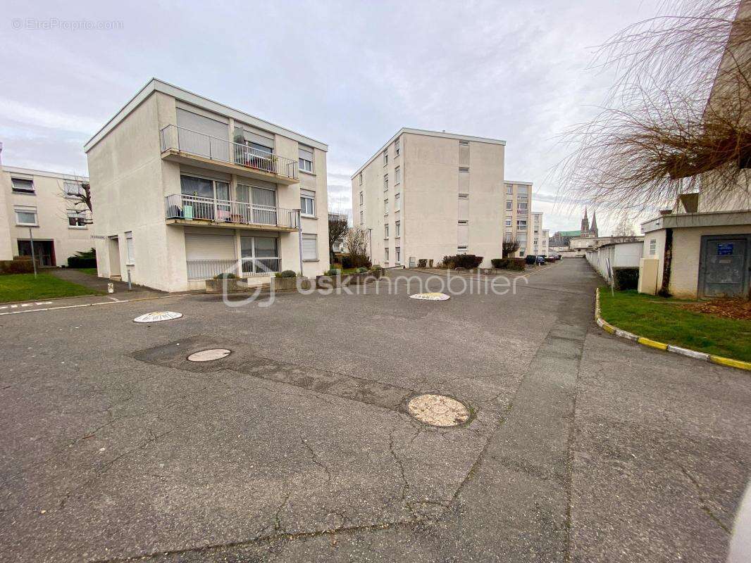 Parking à CHARTRES