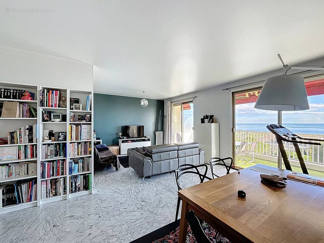 Appartement à CAGNES-SUR-MER