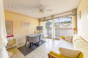 Appartement à GREOUX-LES-BAINS