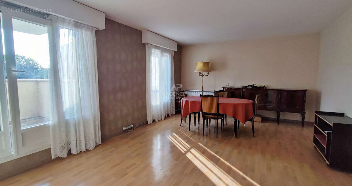 Appartement à ERMONT