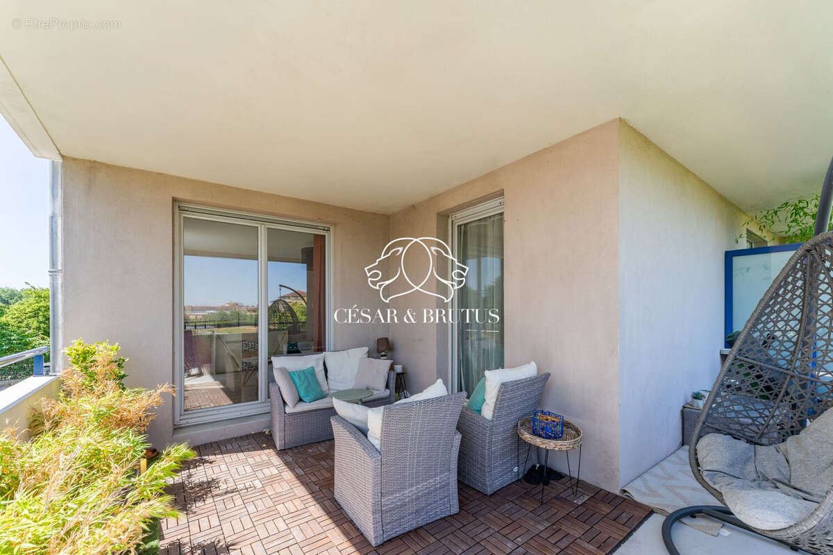 Appartement à L&#039;ISLE-D&#039;ABEAU