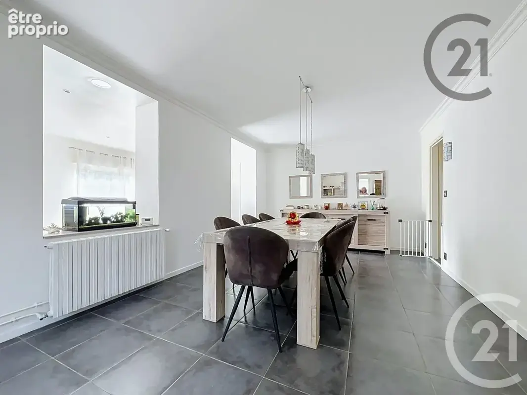 Maison 6 pièces 141 m² à vendre à Reims (51100) - photo 2