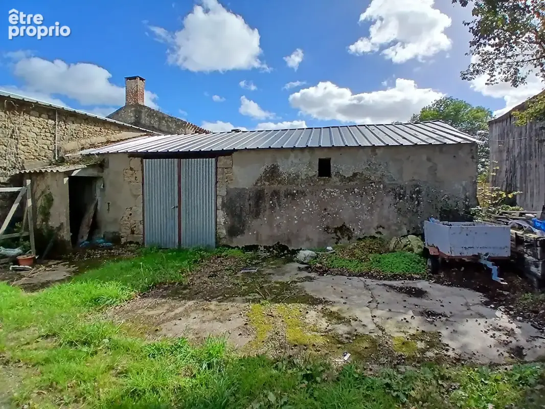 Maison à LA CHAPELLE-PALLUAU