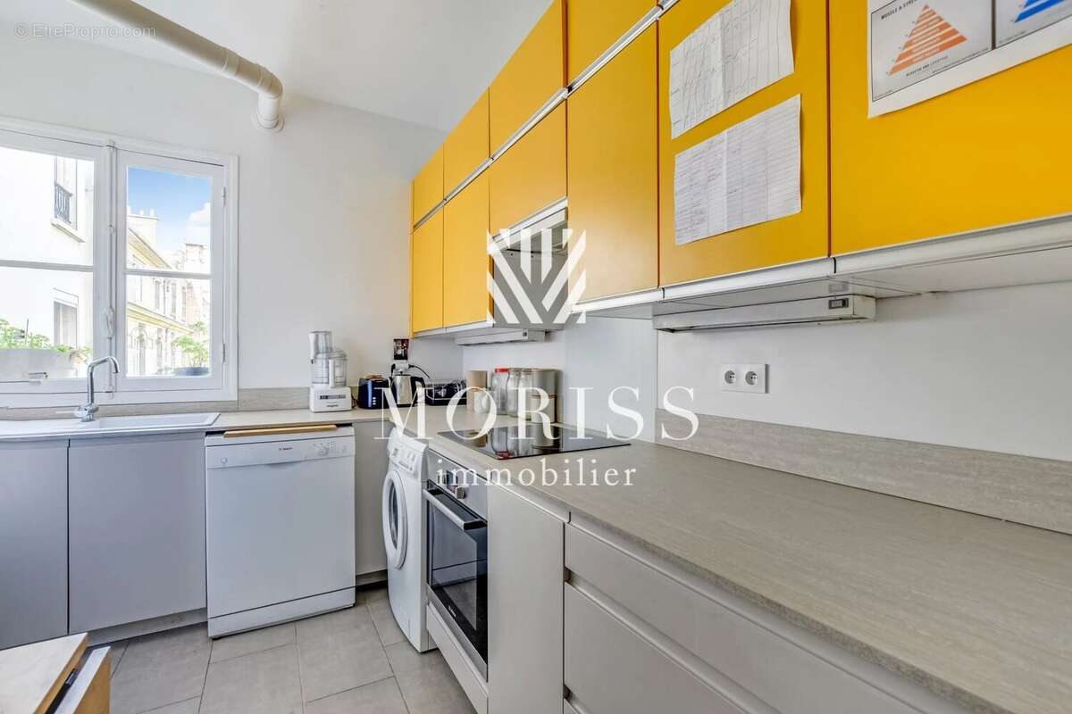 Appartement à PARIS-12E
