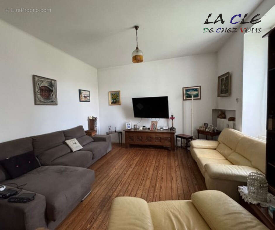 Maison à LA CHAPELLE-AUX-LYS