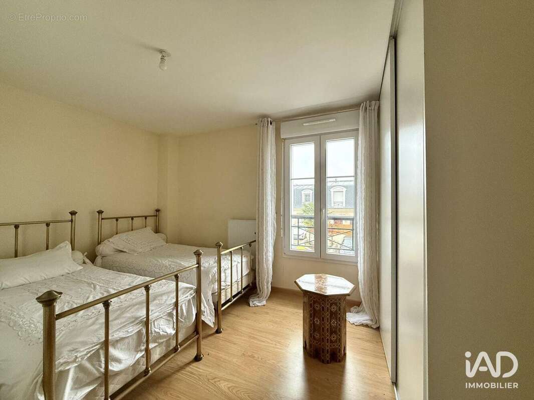 Photo 2 - Maison à BONNEUIL-SUR-MARNE